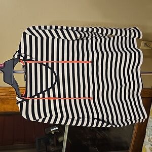 🌷Bay Studio longsleeve top